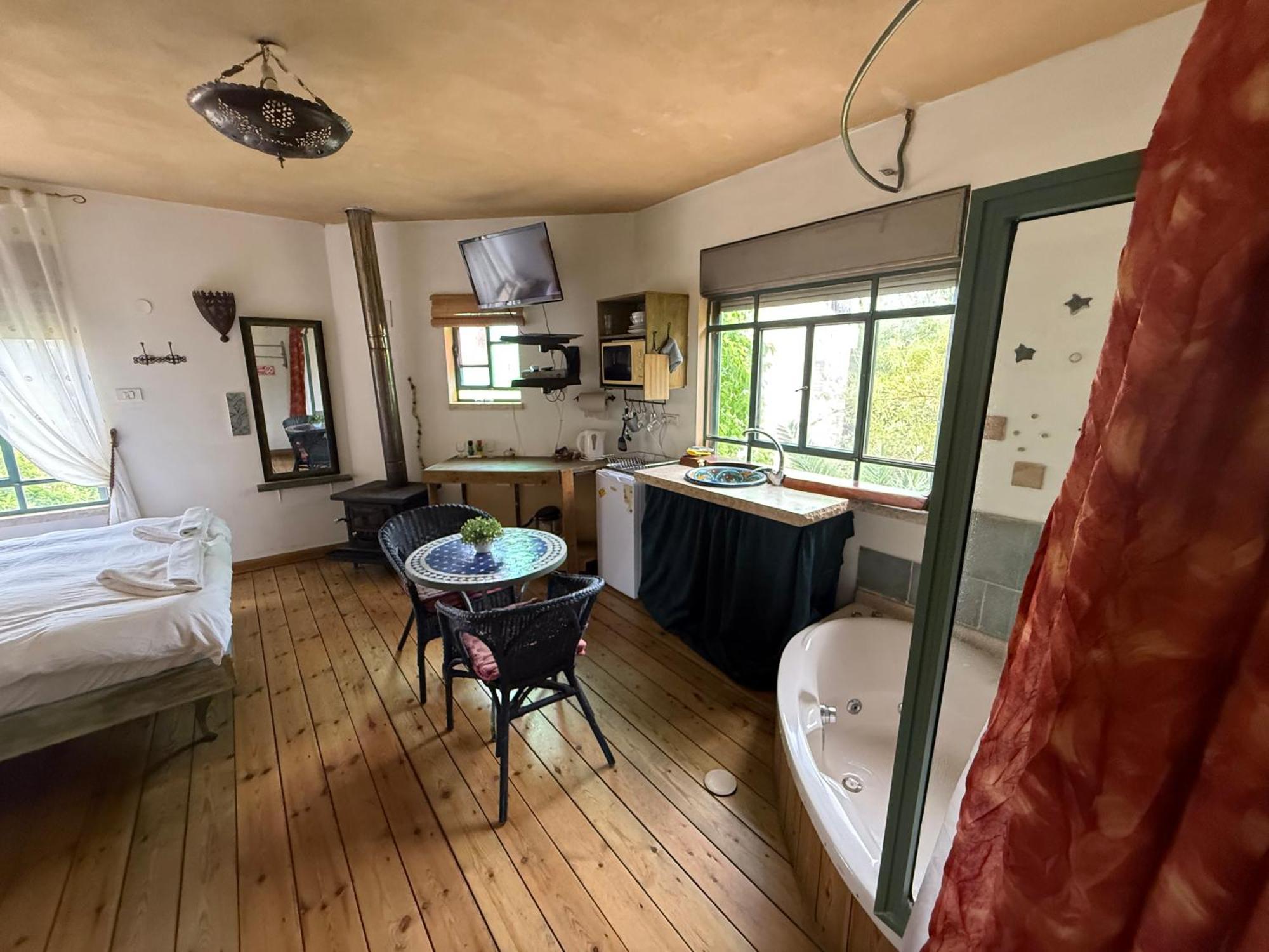 Gross Nofesh And Spa Guesthouse ベート・ヒッレール エクステリア 写真